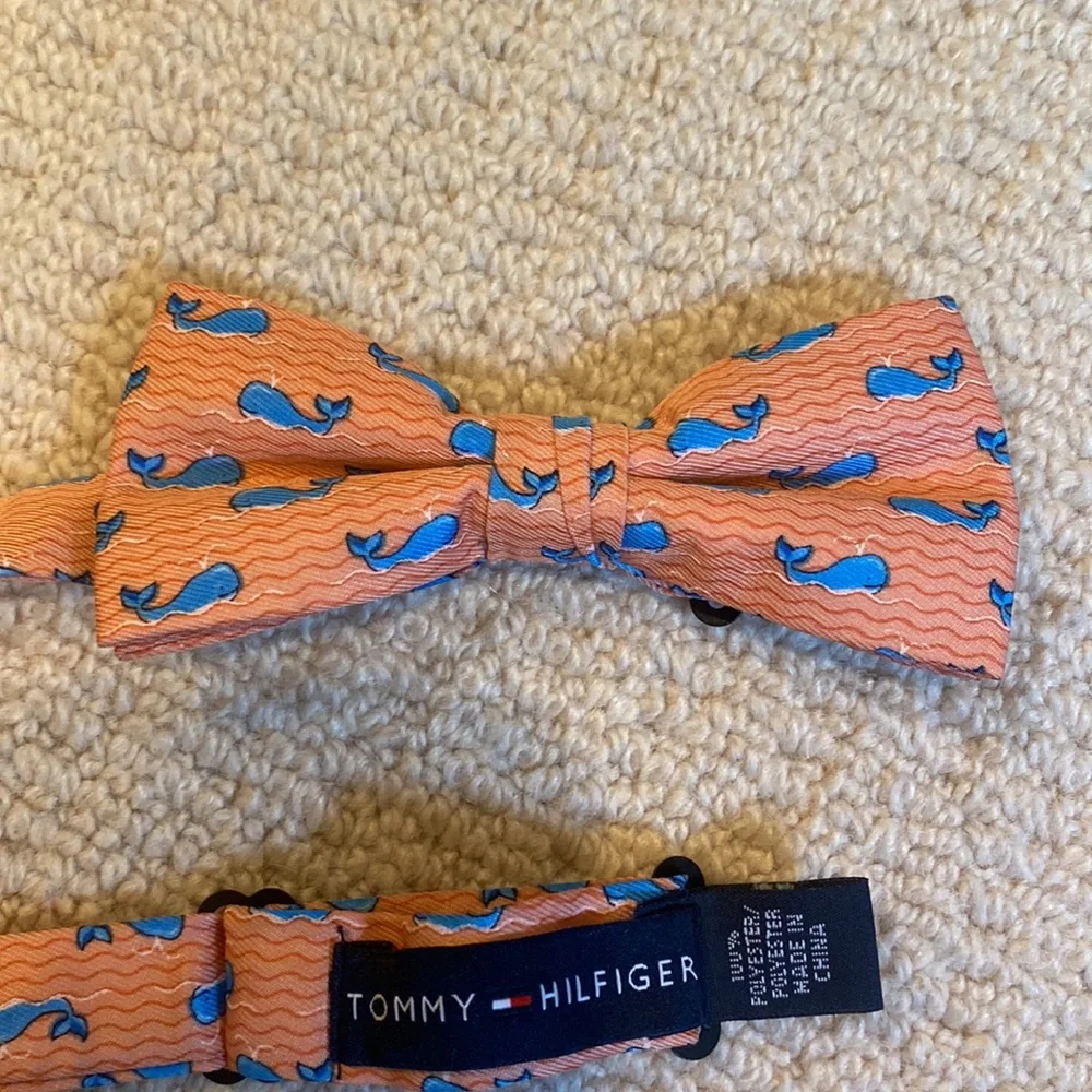 Tommy Hilfiger boys bowtie